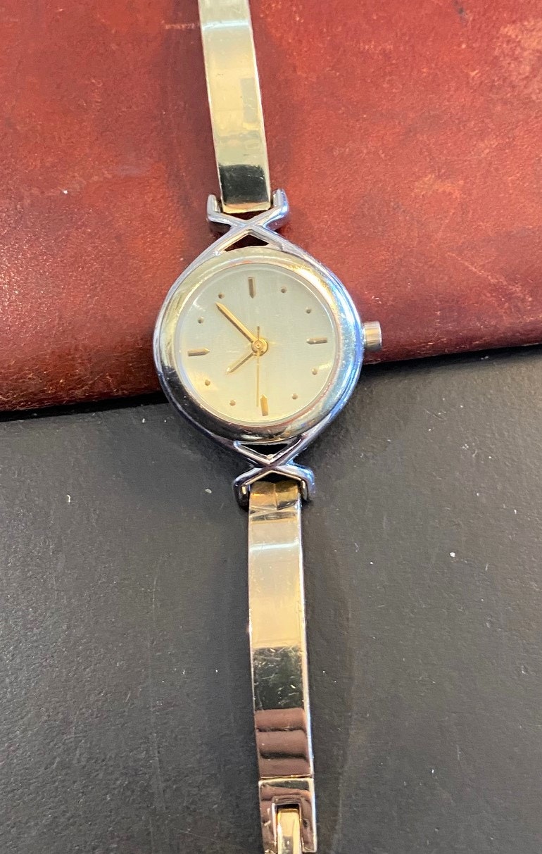 Womens 24mm Gold Tone Watch Bracelet Band